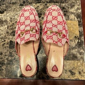 Gucci mules size 7
